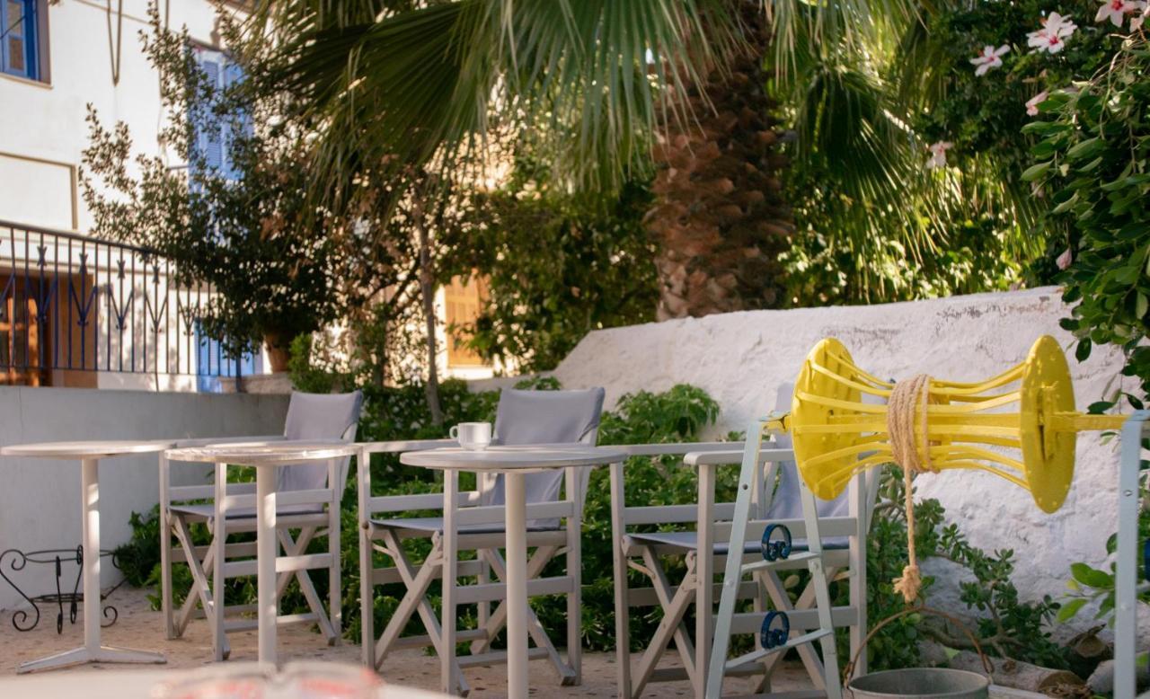 Aphrodite Art Hotel Aegina Exterior foto